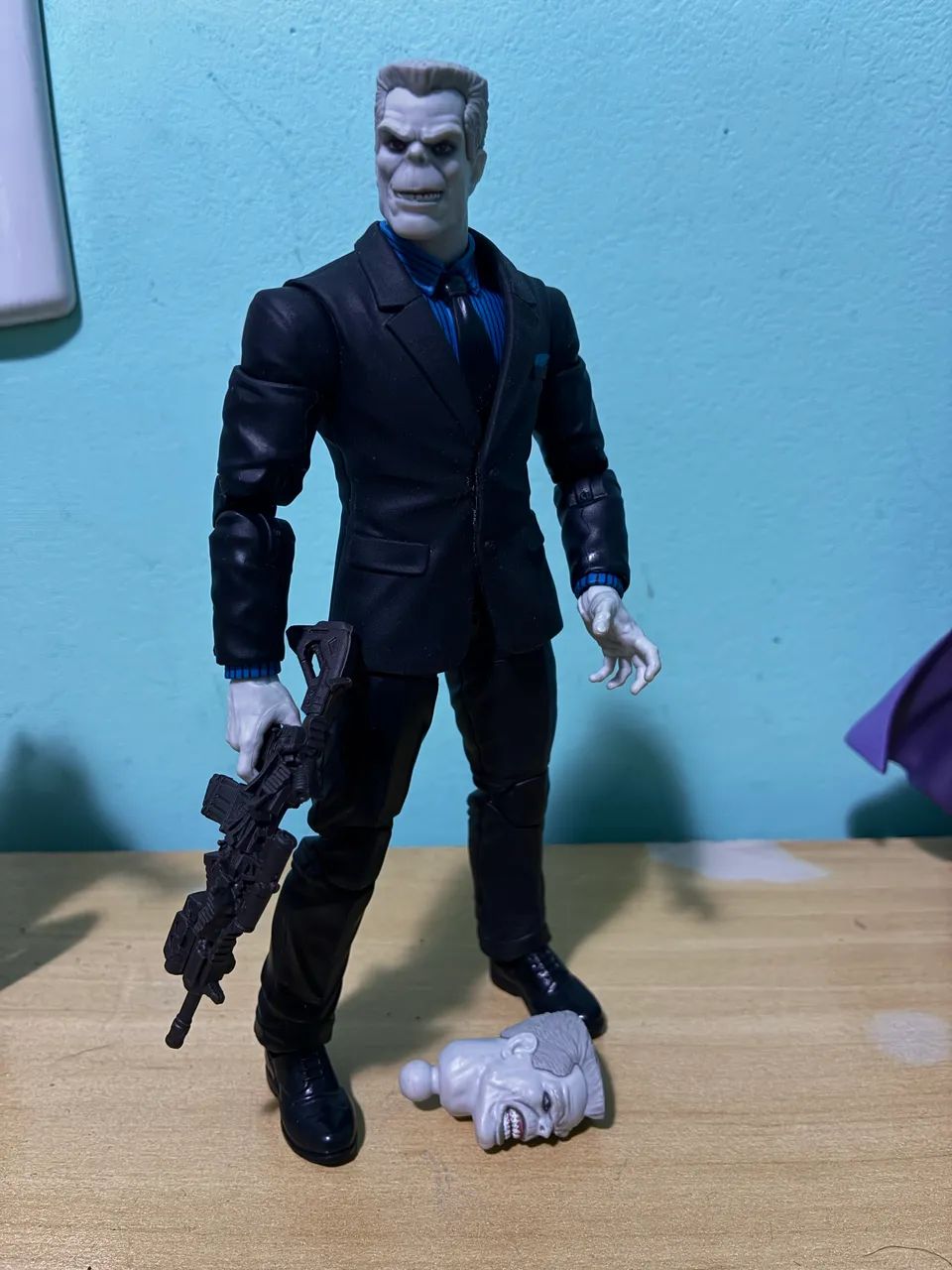 Lápide - marvel legends