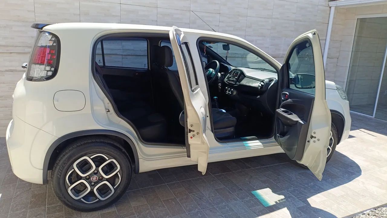 Fiat Uno Sporting 1.4 EVO Fire Flex 8V 4P 2016 - Foto 4