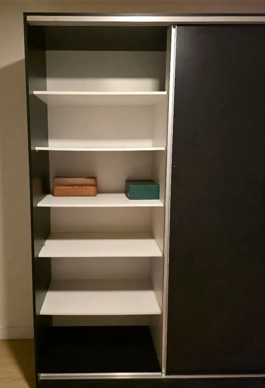 Guarda Roupas  - Foto 2