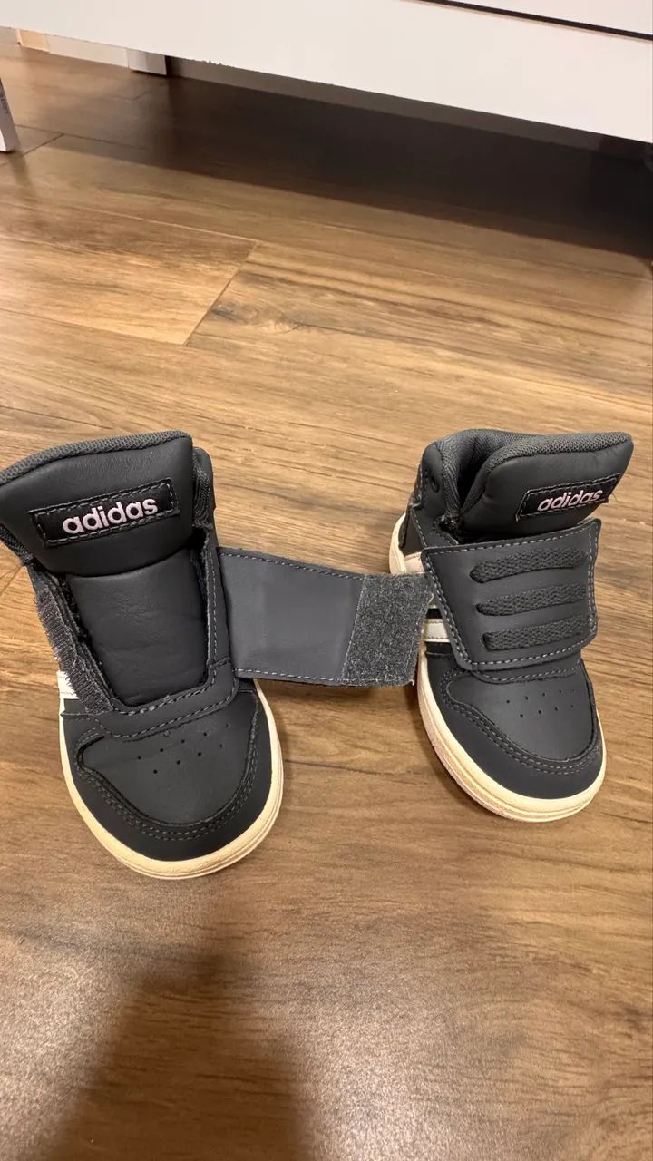Tênis adidas original infantil  - Foto 4