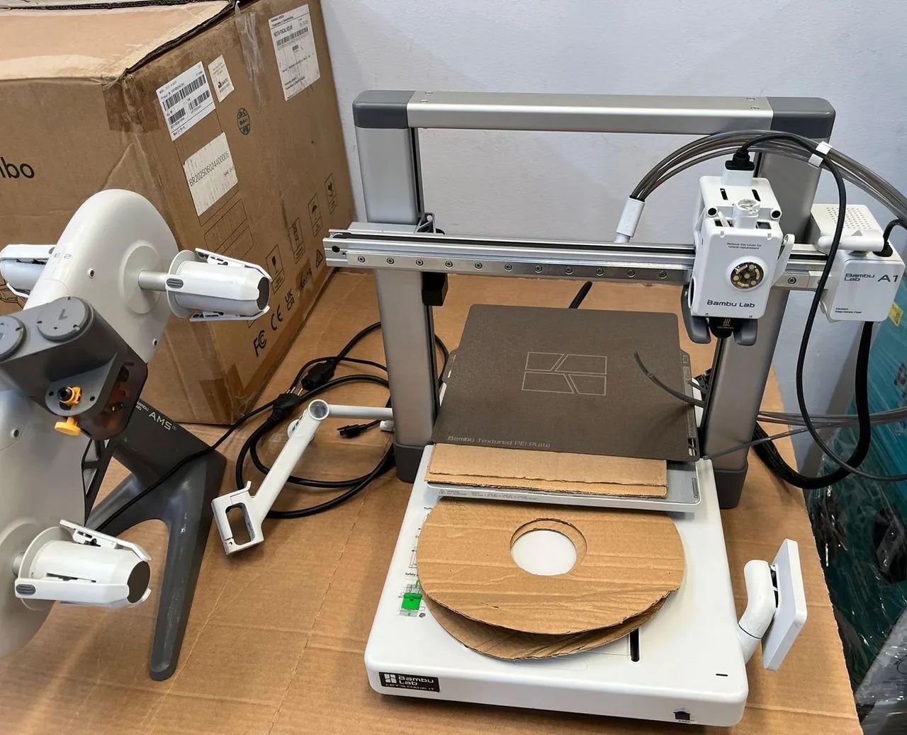 Impressora 3d BambuLab A1 Combo - Foto 2