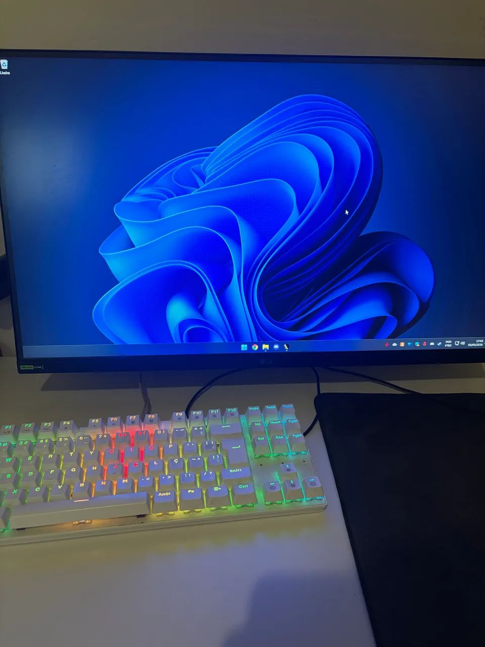 PC Gamer Ryzen 5 5600, AMD RX 6600, 16GB RAM, SSD NVMe 500GB + Periféricos e Monitor