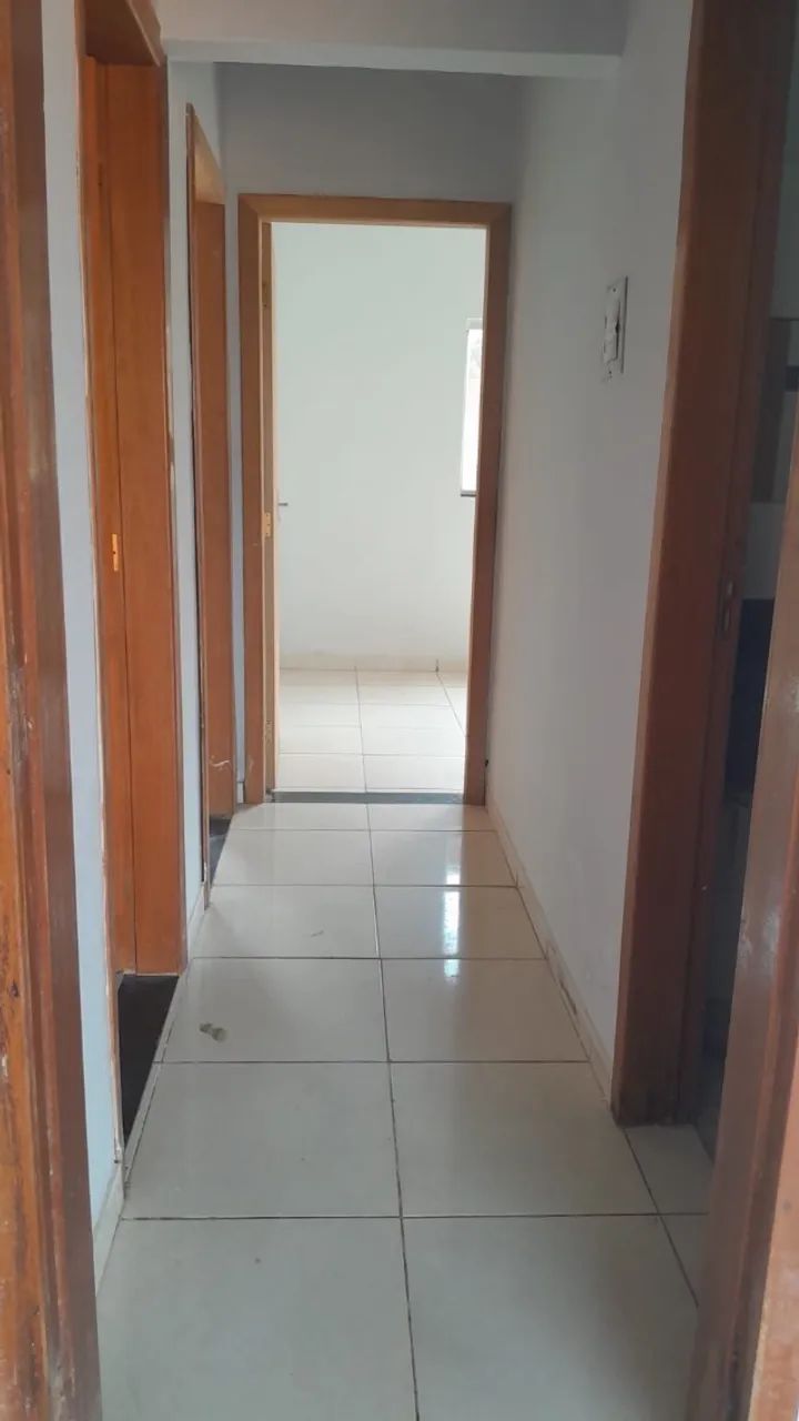 Aluga uma casa