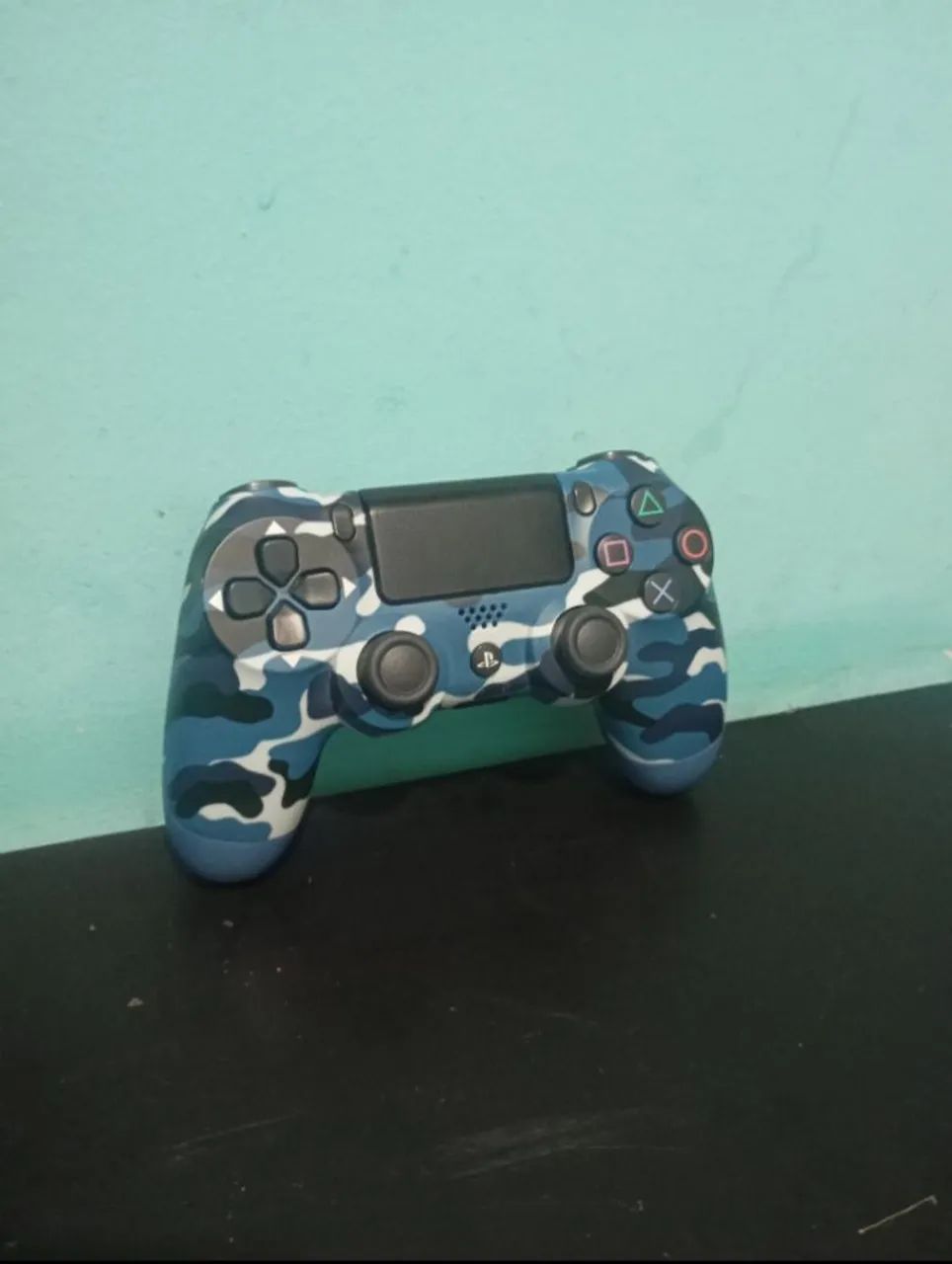 VENDE-SE PS4 FAT + 3 CONTROLES - Foto 3