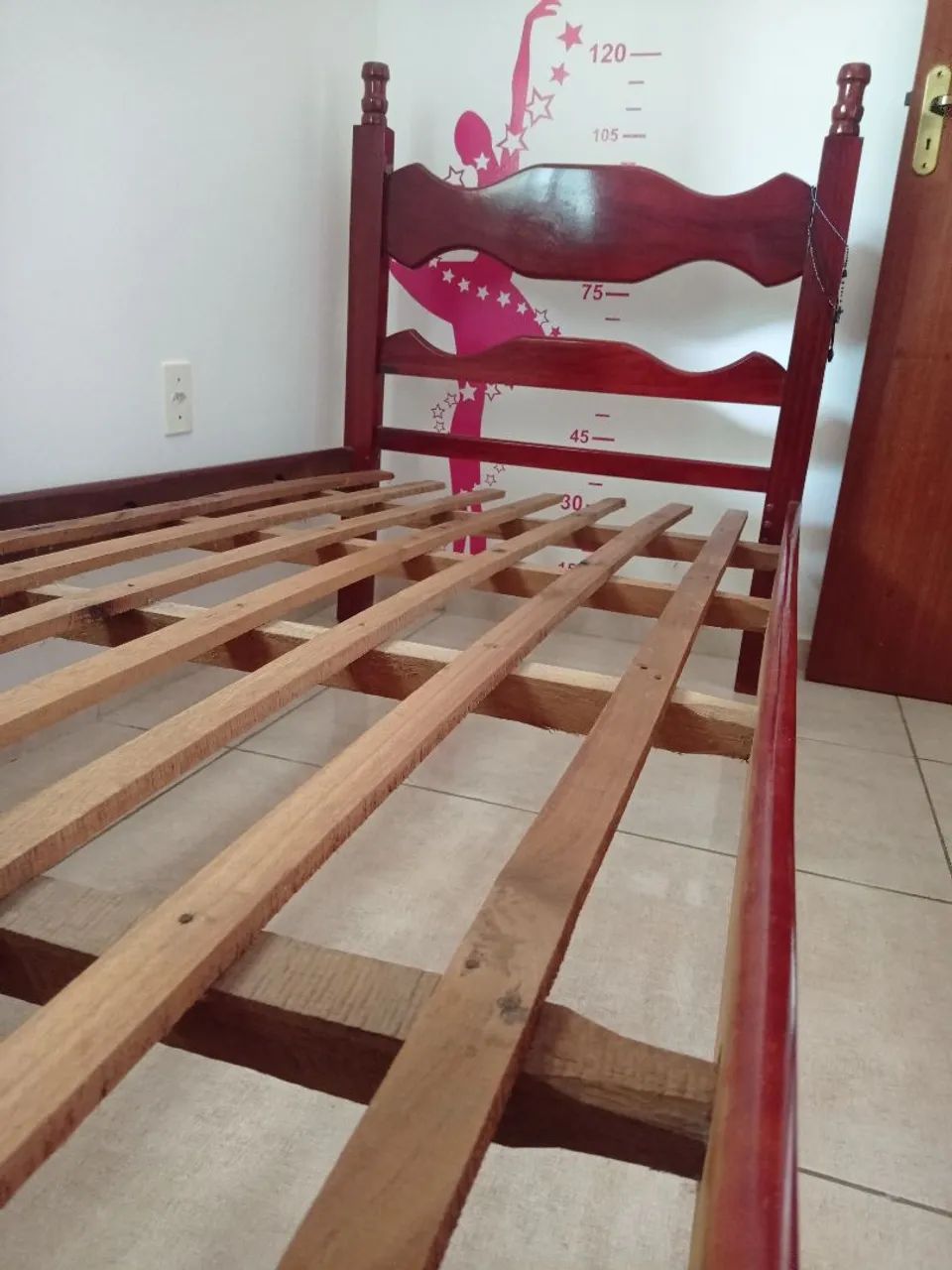 Cama de solteiro 