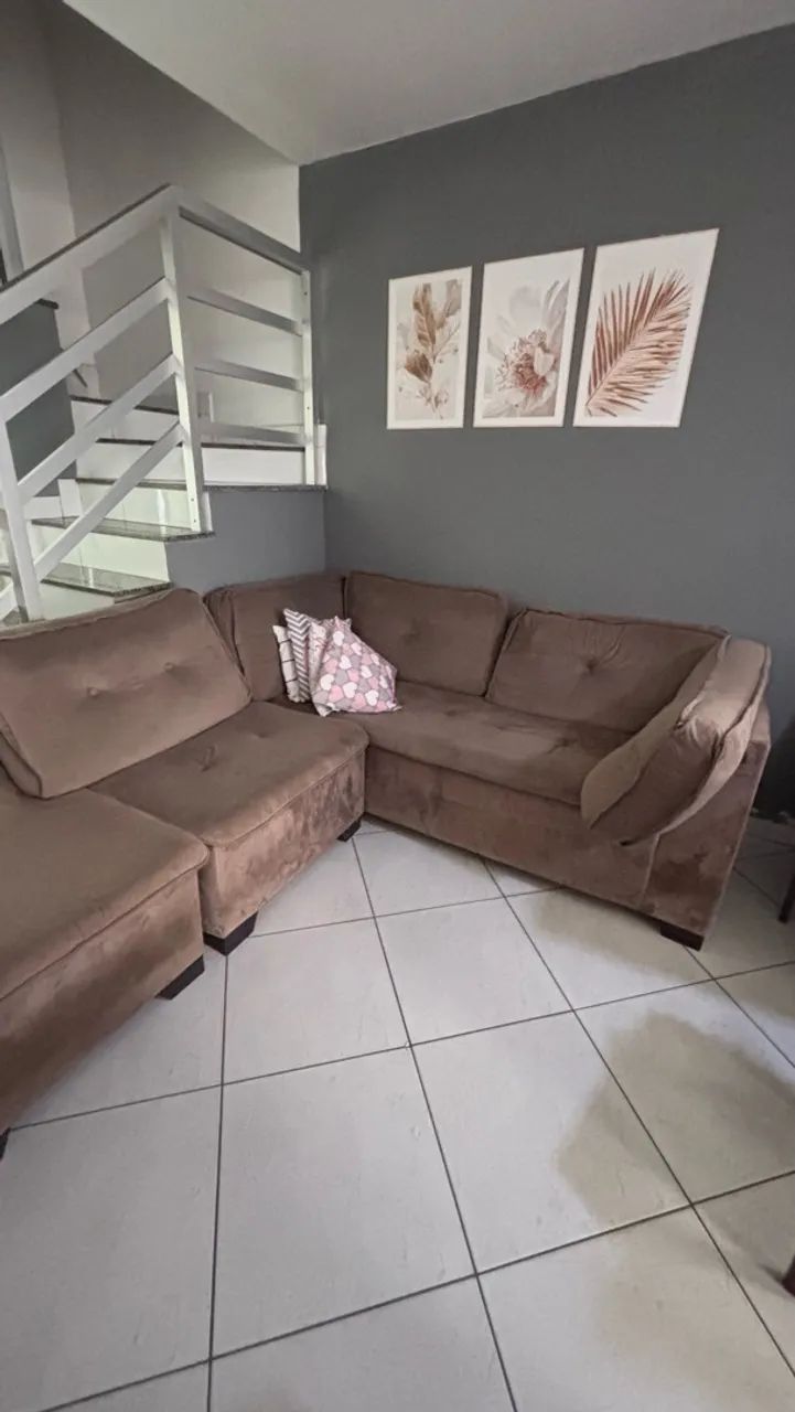 Sofá semi novo 