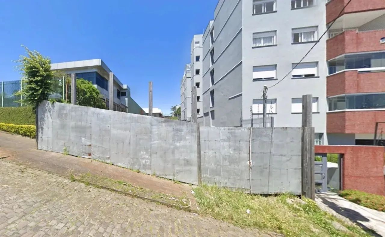 CAXIAS DO SUL - Terreno Padrão - SAGRADA FAMÍLIA