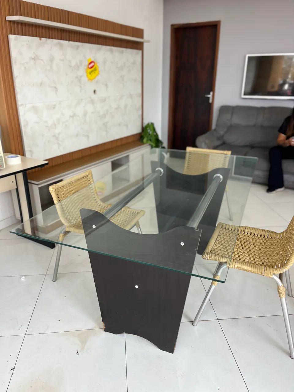 Mesa de vidro 4/6 lugares - Foto 4