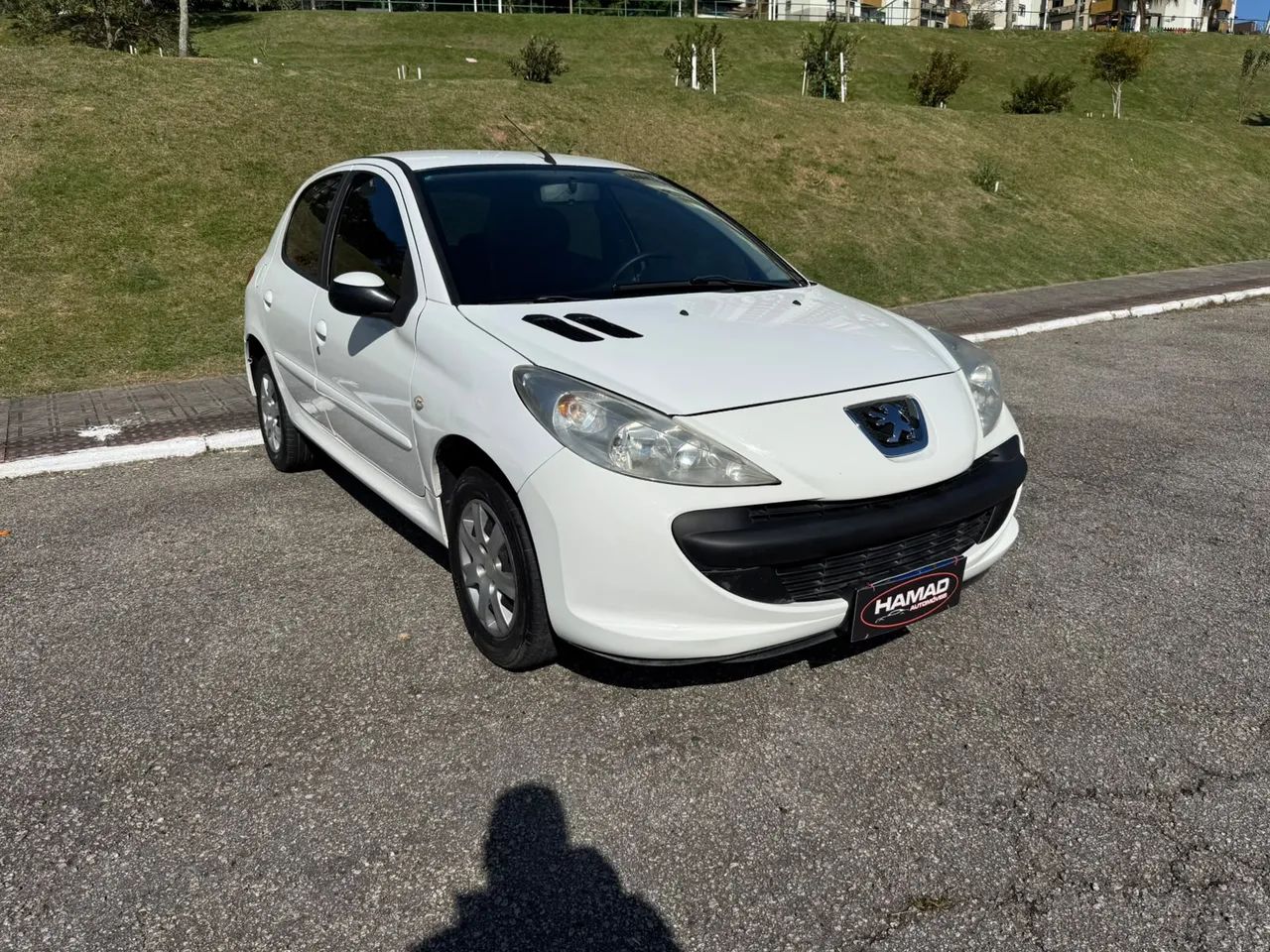 Peugeot 207 XR 1.4 Flex 8V 5P 2010 - Foto 3