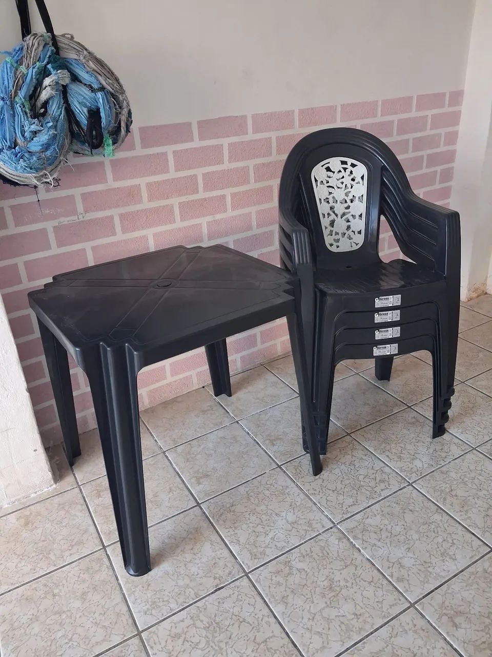 CADEIRA PRETA REFORÇADA  - Foto 2