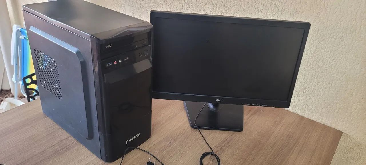 Monitor LG e gabinete 