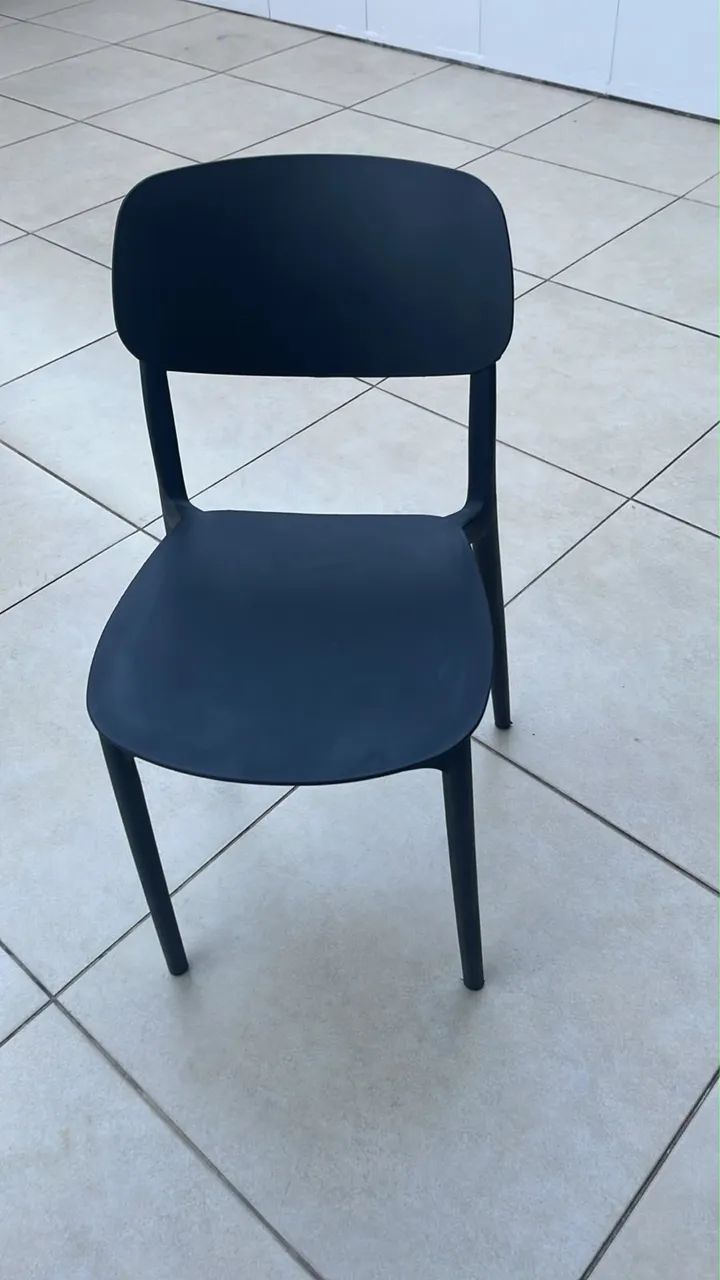 CADEIRA PLÁSTICO