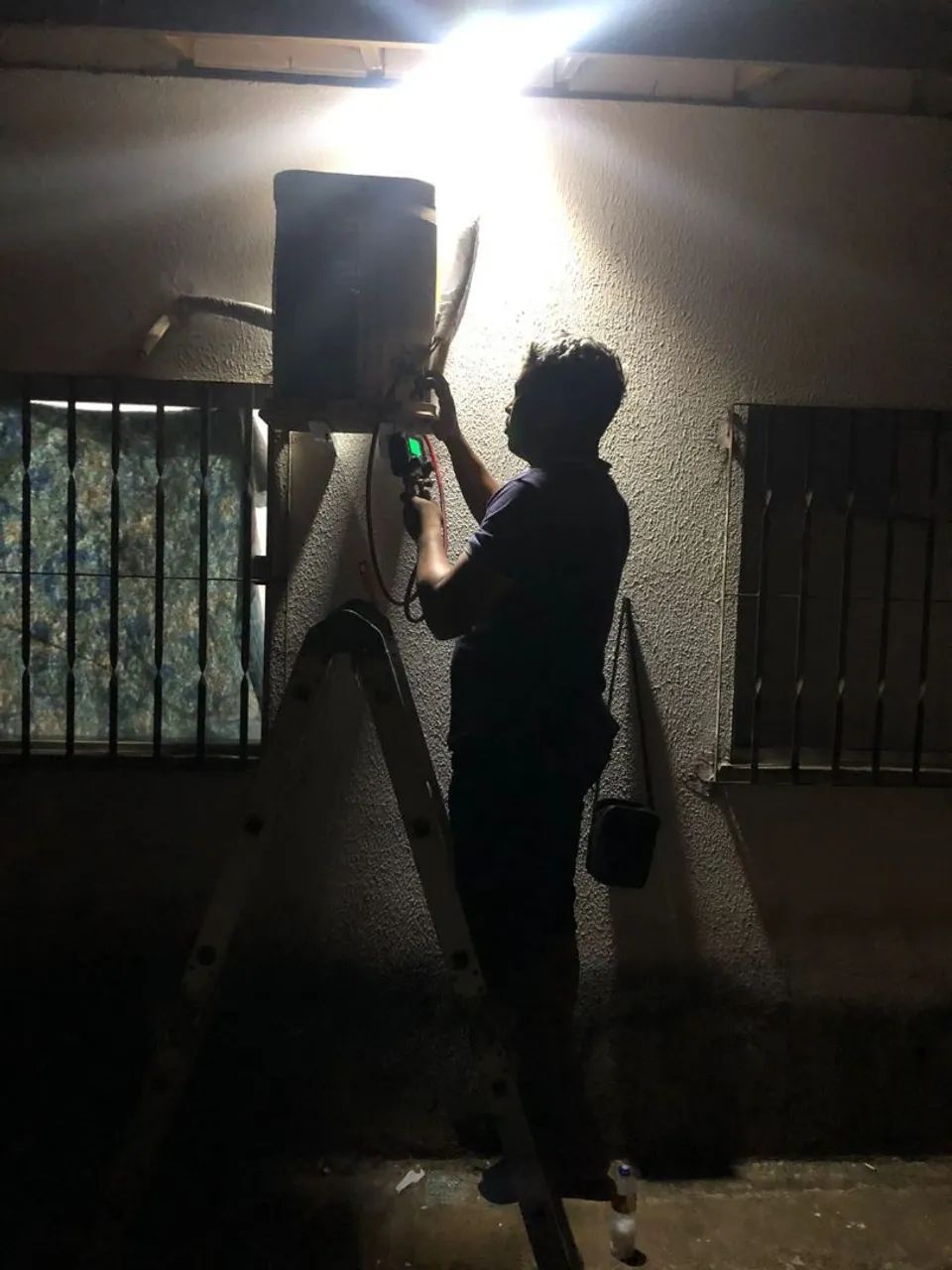 Trabalhar com ar condicionado limpeza Manutenção  - Foto 4