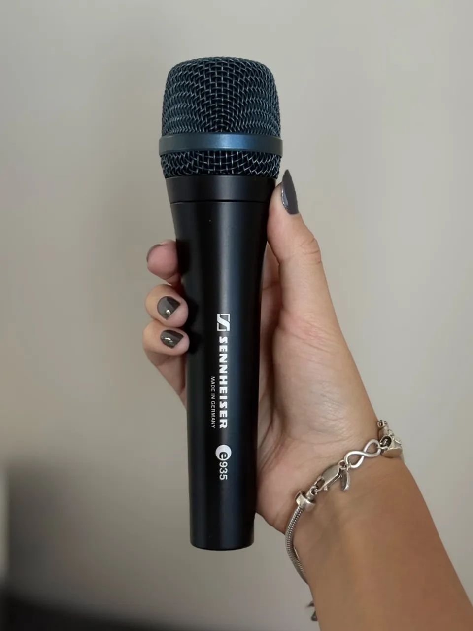 Microfone Sennheiser E935 Profissional - Novo (Na Caixa Do E945)
