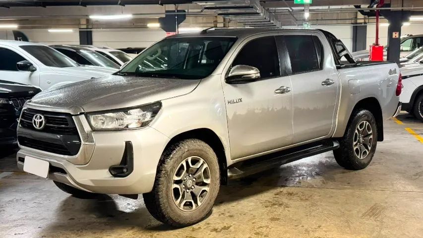 Toyota Hilux 2021