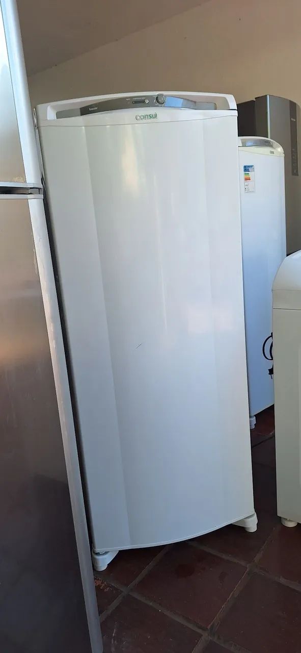 FREEZER CONSUL VERTICAL FUNCIONANDO PERFEITAMENTE COM GARANTIA ?  - Foto 2