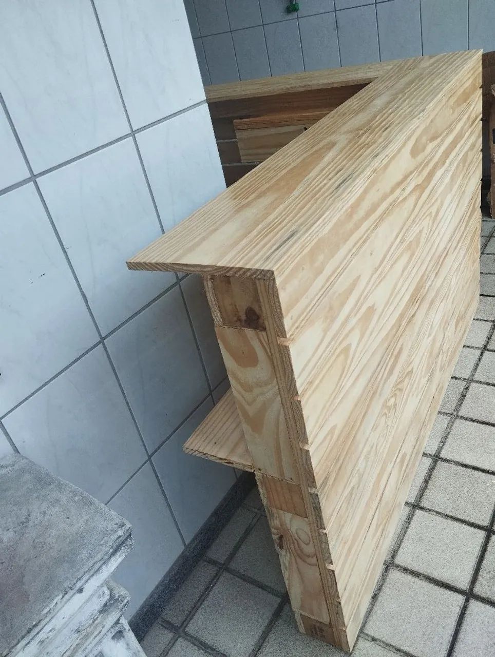 Balcão comercial em madeira - Foto 3