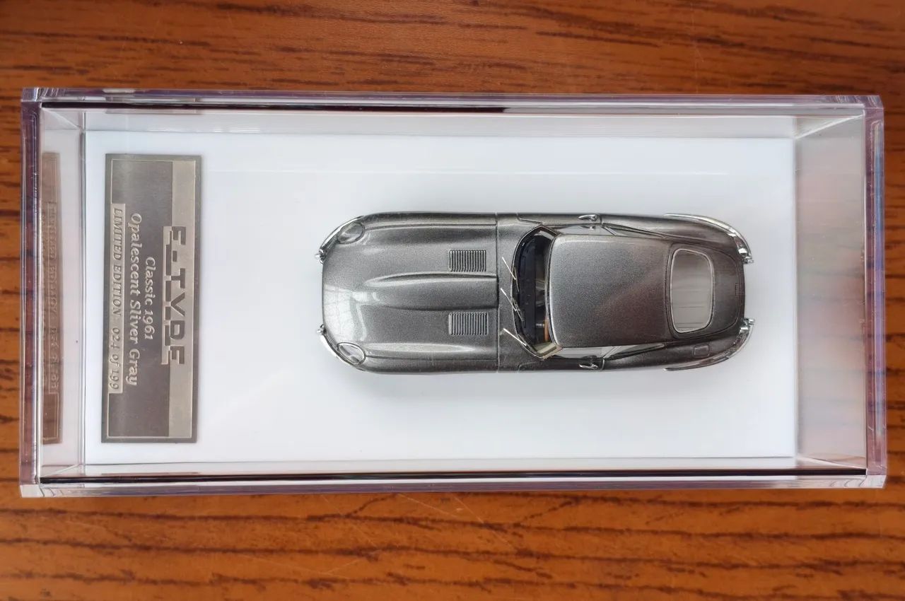 Jaguar E-Type M64X (My64) - Resina 1:64 - Foto 2