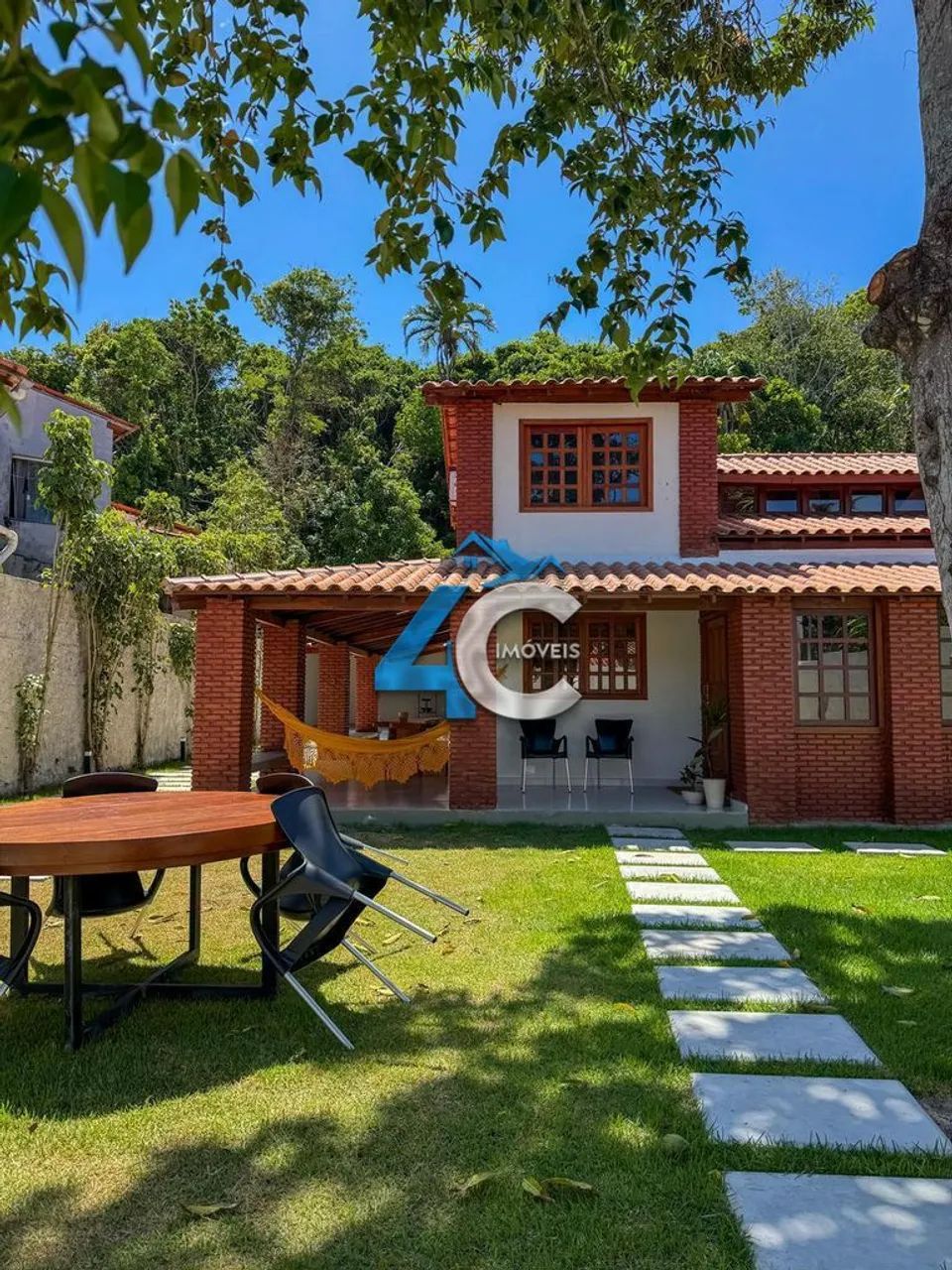 Casa com 5 Suítes, totalmente Mobiliada com Piscina - Foto 2