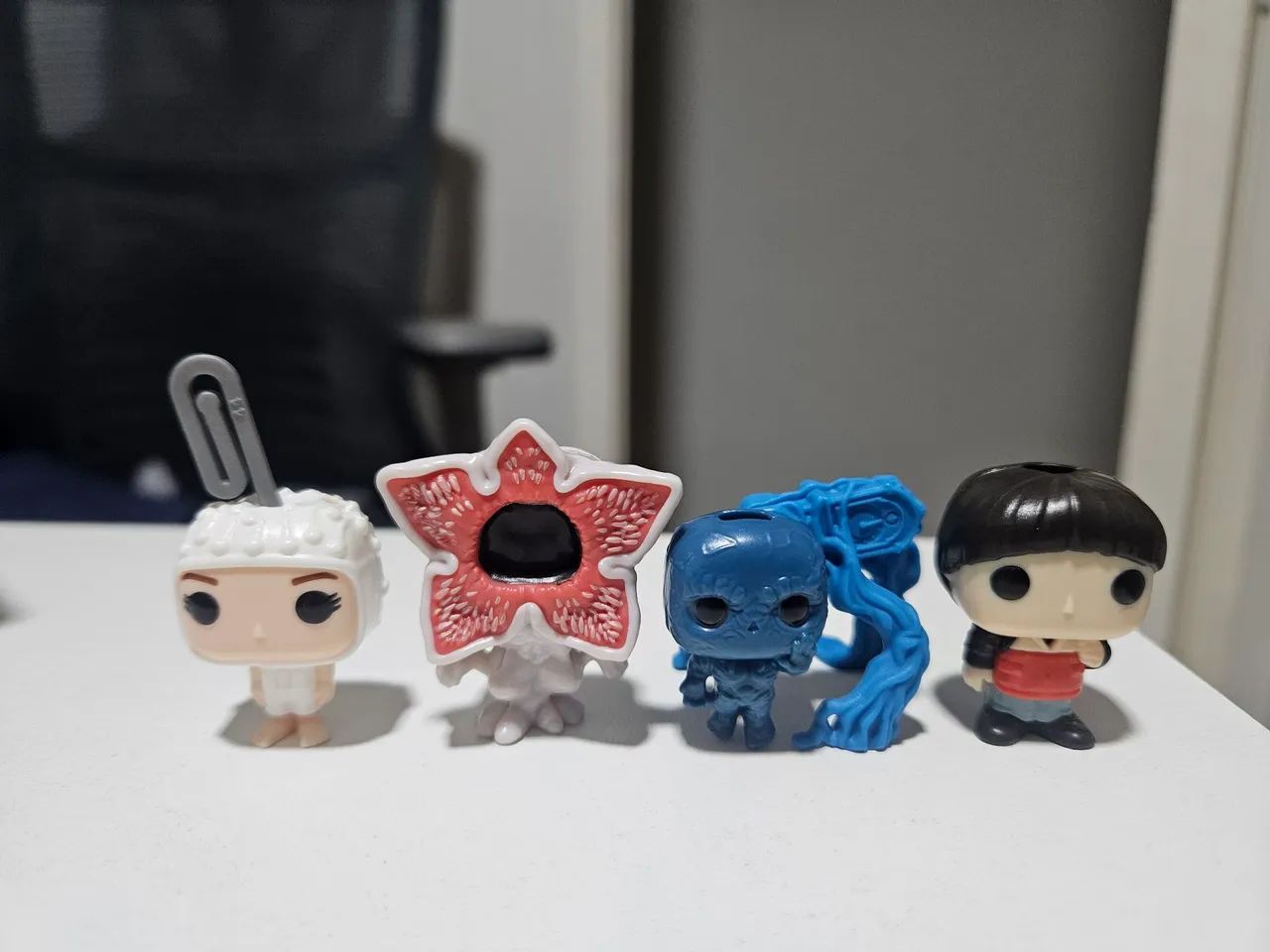 Bonecos Stranger Things Funko Kinder Joy