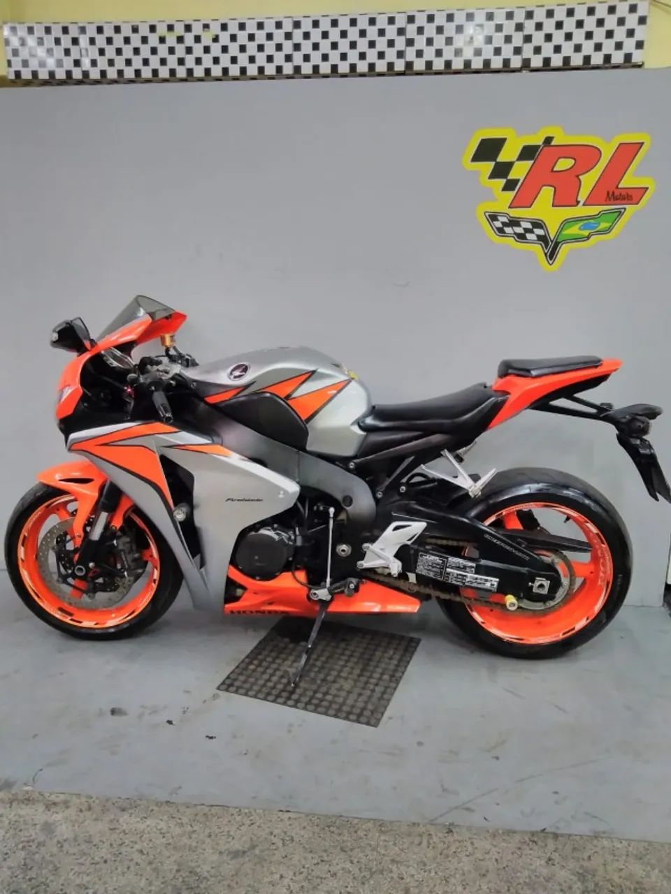 CBR 1000 RR FIRE BLADE 2010 - Foto 2