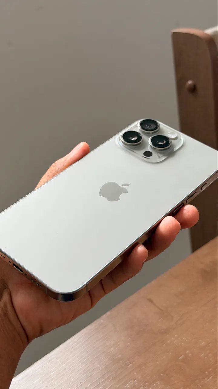 iPhone 16 Pro Max 256GB - Foto 3