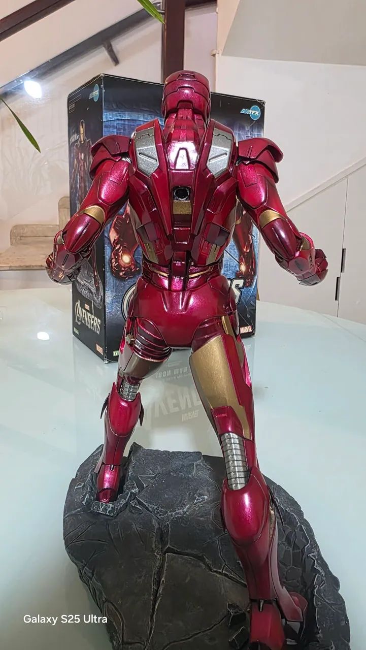 Kotobukiya Avengers Iron Man Mark 7 ARTFX 1/6 Statue - Foto 2