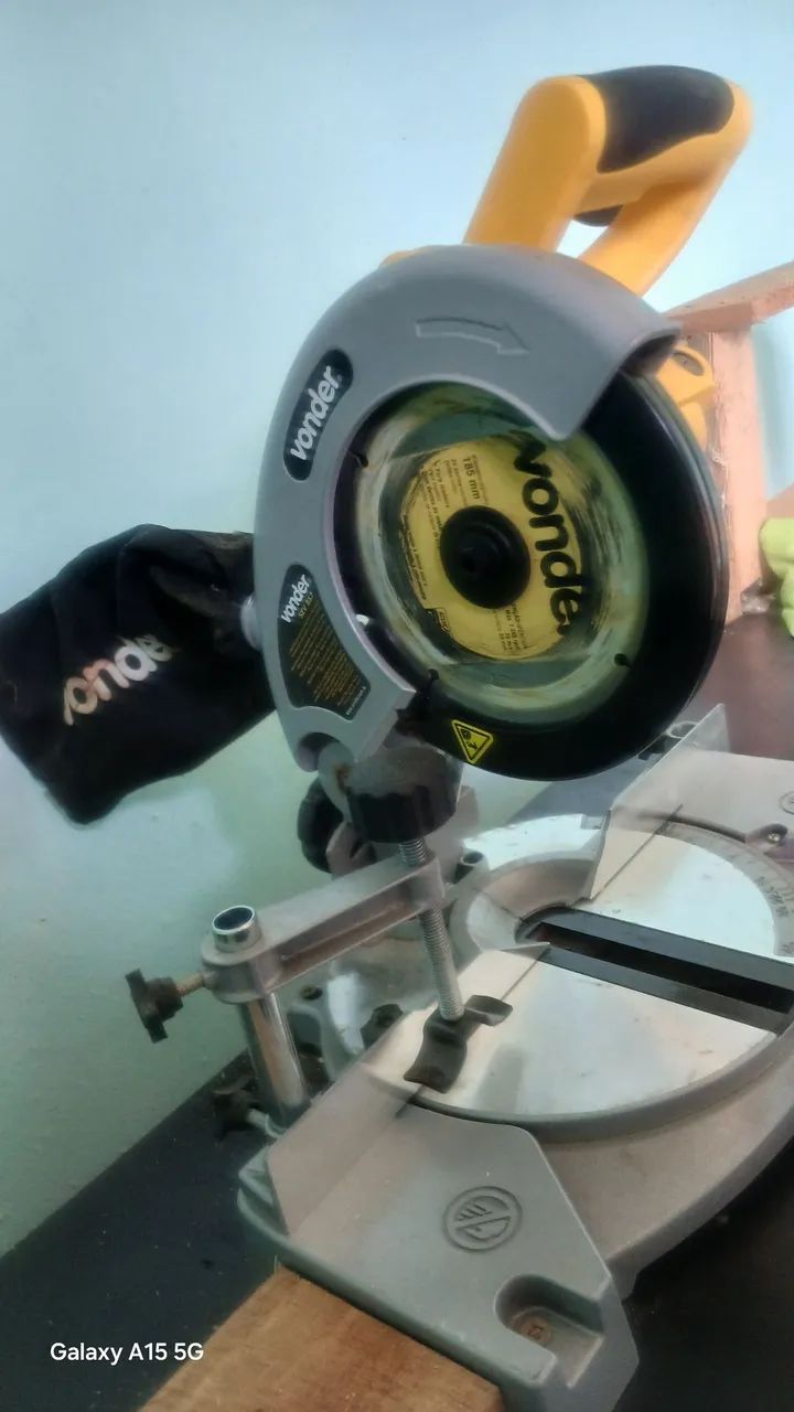 Máquina  serra 380° marca vonder - Foto 5