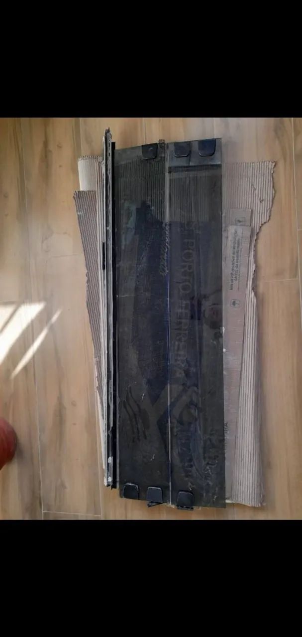 2 Vidros Temperados fumê pivoltante - Foto 2