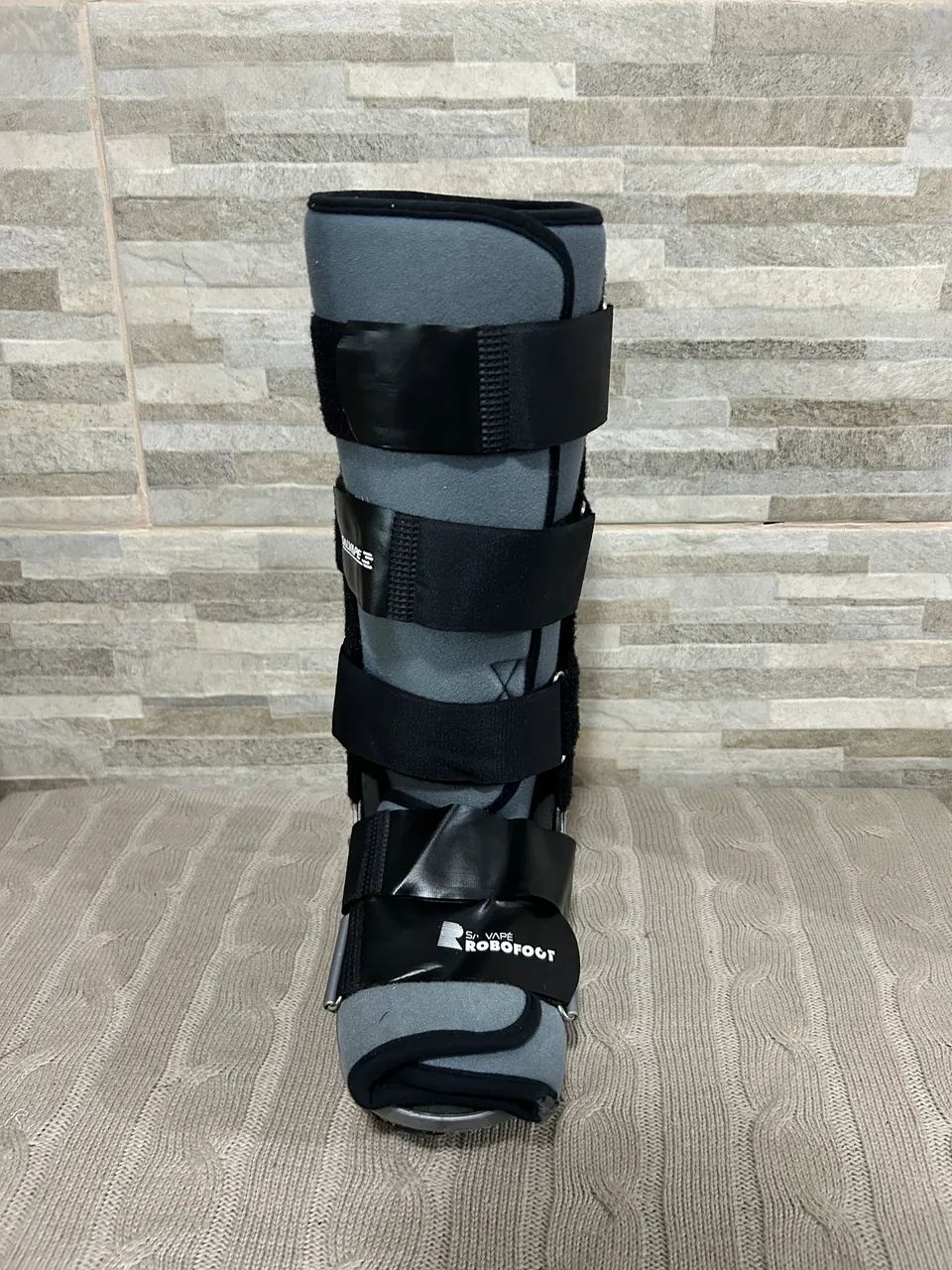 Bota ortopédica Salvapé pequena bilateral - Foto 2