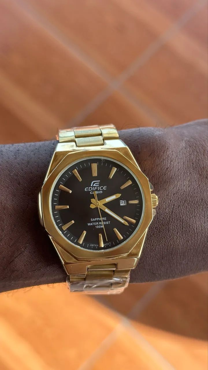 Relógio Casio Dourado - Mostrador Preto - Foto 2