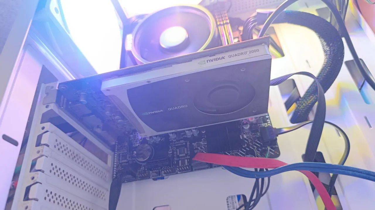 Placa de vídeo NVIDIA Quadro 2000