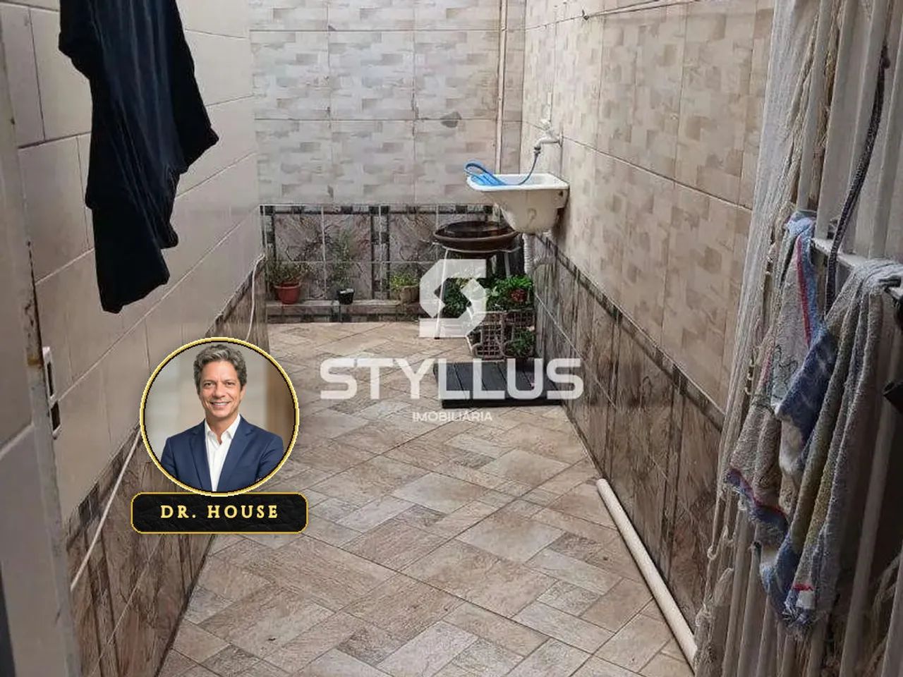 Ampla Casa de Condomínio com 2 Quartos e Vaga no Cachambi! M61A
