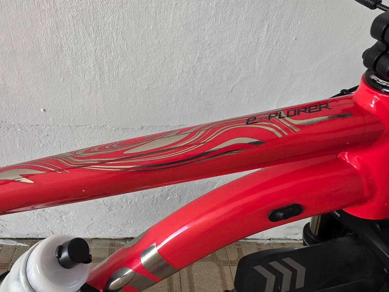 MTB CALOI EXPLORER BEM EQUIPADA E EXTREMAMENTE CONSERVADA - Foto 3