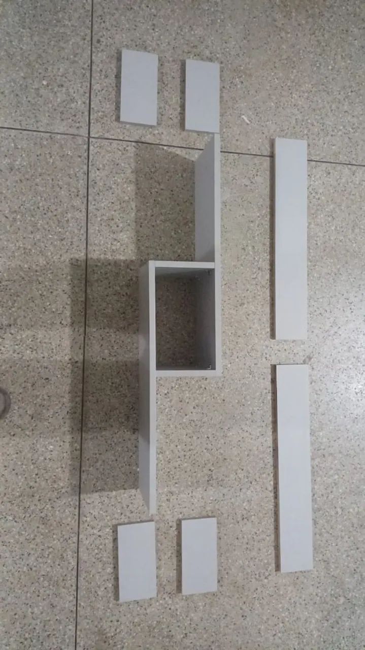 Kit rack com prateleiras em MDF....