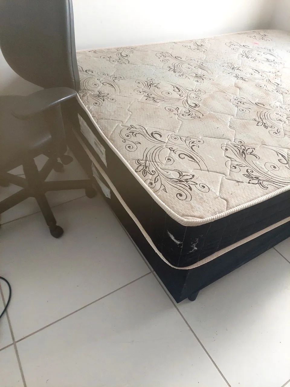 Vendo cama de casal King size usada - Foto 5