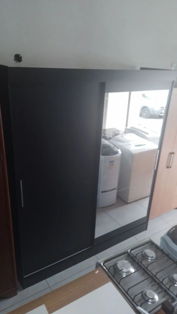 Guarda roupa 2 portas com espelho
