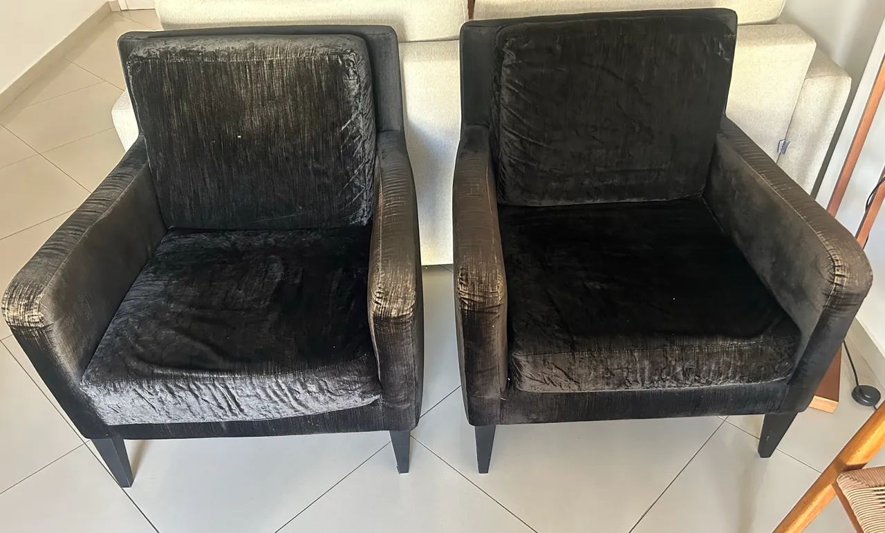 Duas Poltronas de veludo