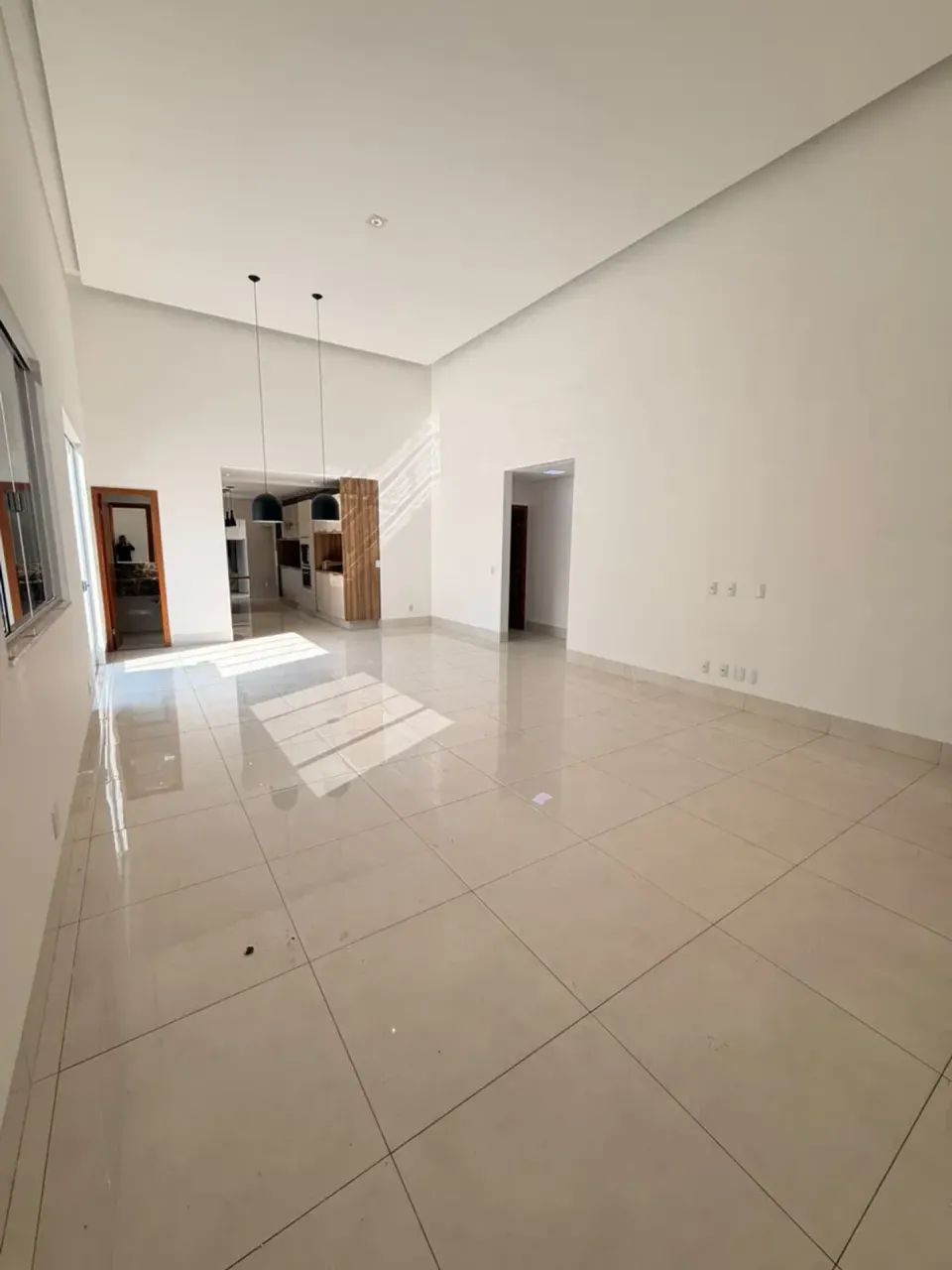 Térrea para aluguel com 267 metros quadrados com 3 quartos - Foto 3