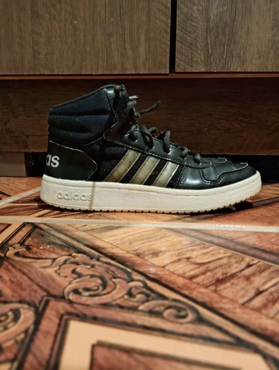 Tênis social Adidas  - Foto 4