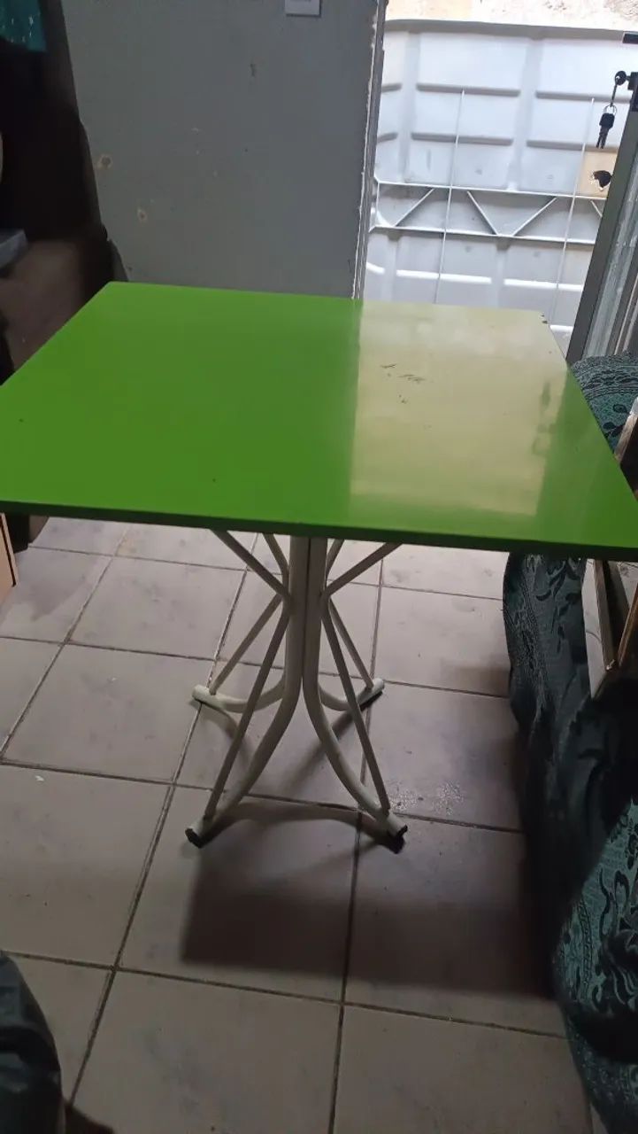 Mesa de mármore 
