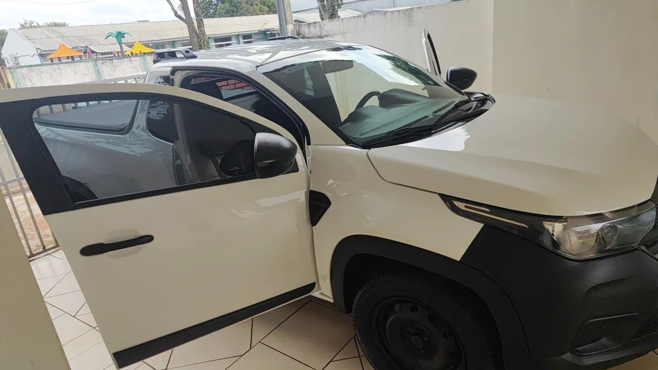 Fiat Strada Endurance 1.4 Flex 8V CS Plus 2023 - Foto 4