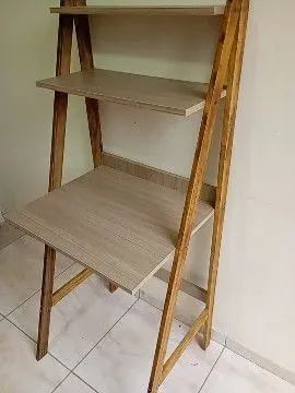 Escrivaninha madeira e mdf - Foto 2