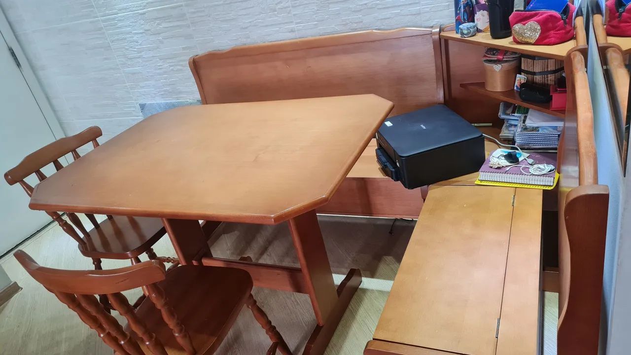 Mesa madeira maciça com cadeiras - Foto 2