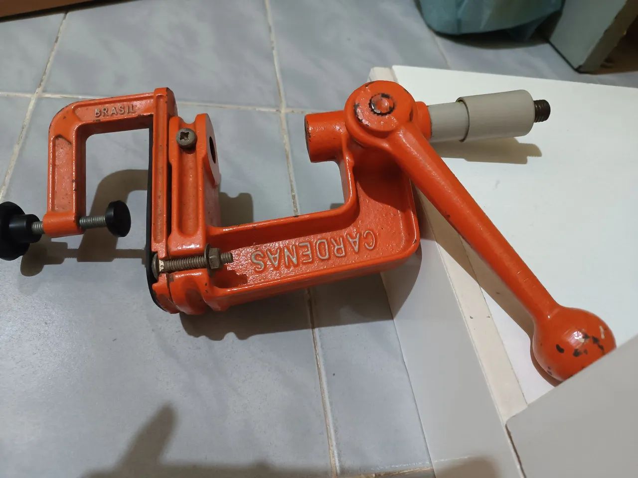 Máquina de bottons  - Foto 3