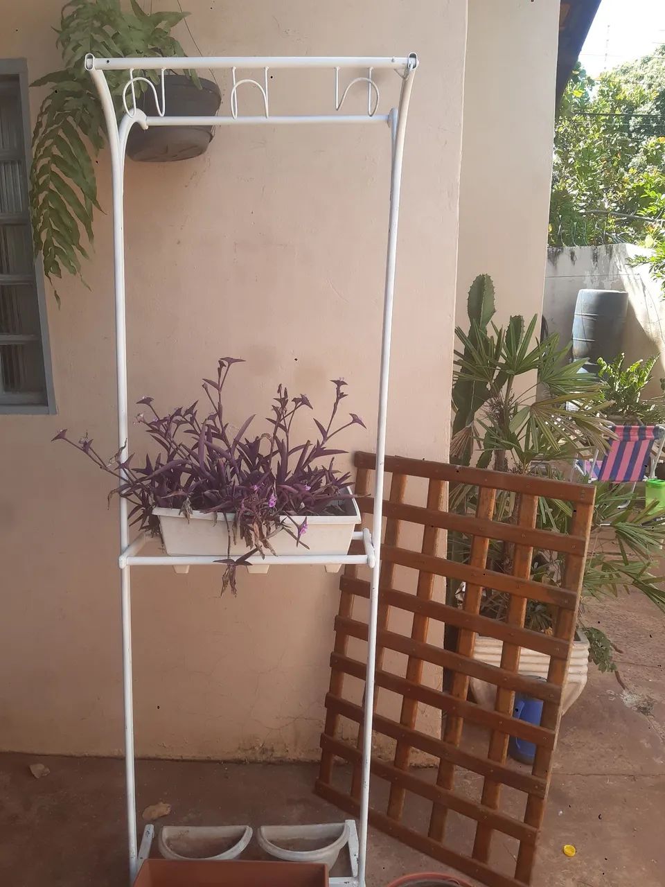 Vasos e Expositor para plantas tudo que está na foto por RS 147.00  - Foto 5