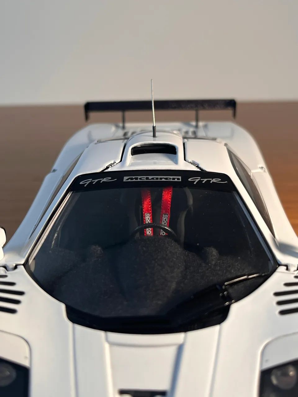 McLaren F1 GTR 1/18 Solido  - Foto 5