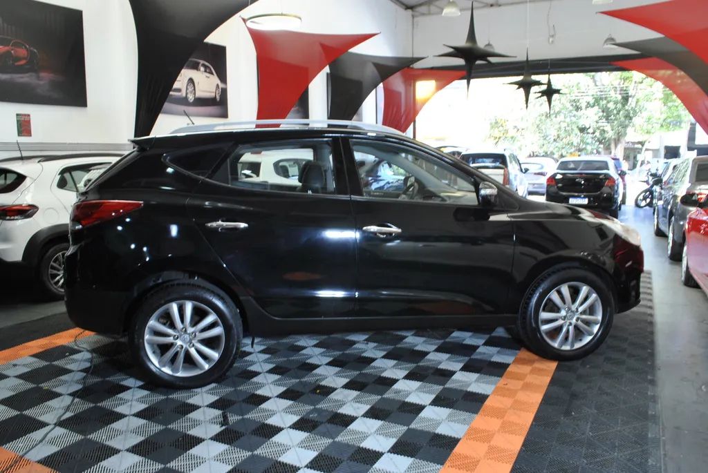Hyundai ix35 2.0 16V 170cv 2WD/4WD Aut., foto 8 de 17