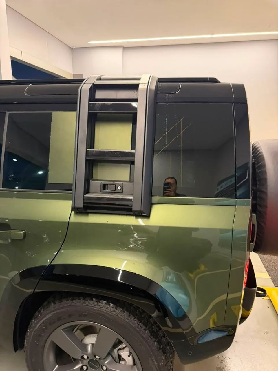 Escada ORIGINAL ZERO NEW DEFENDER 