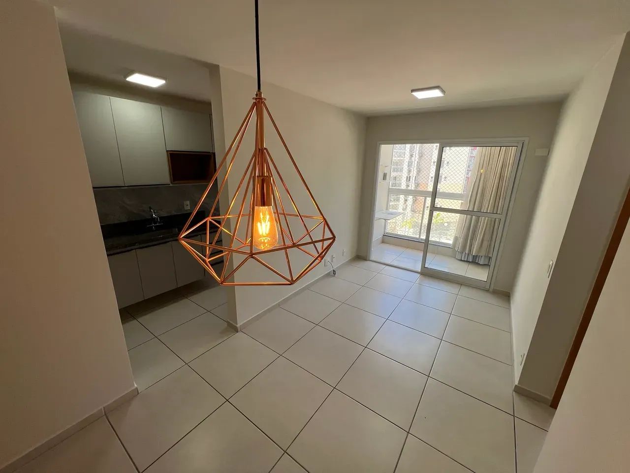 Belo Apartamento de 2 quartos em Jardim Camburi!